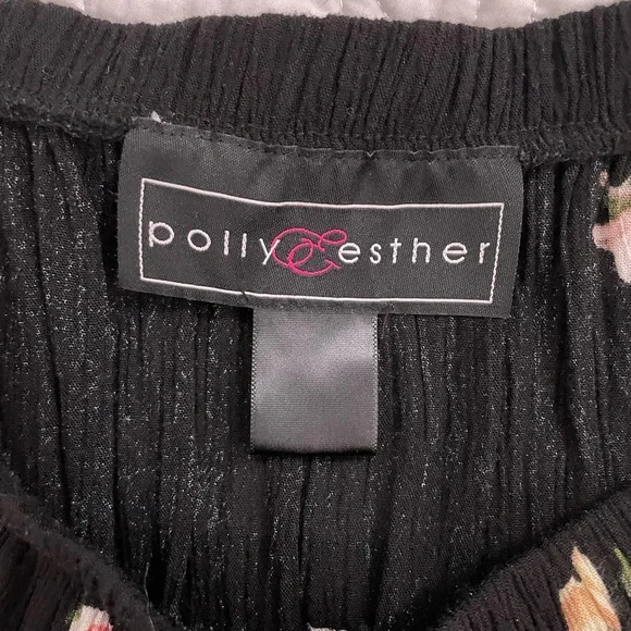 Off the Shoulder Crop Top - Picture 2 of 3